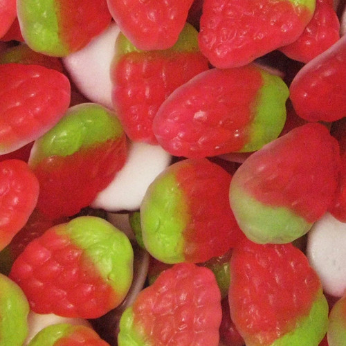 Strawberries cream gummy - strawberries, &