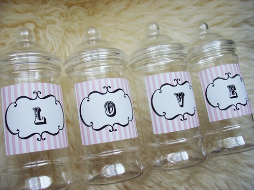 Personalised pink retro - pink,
